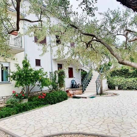 Cecillia Mare Apartments Rovinj Eksteriør bilde