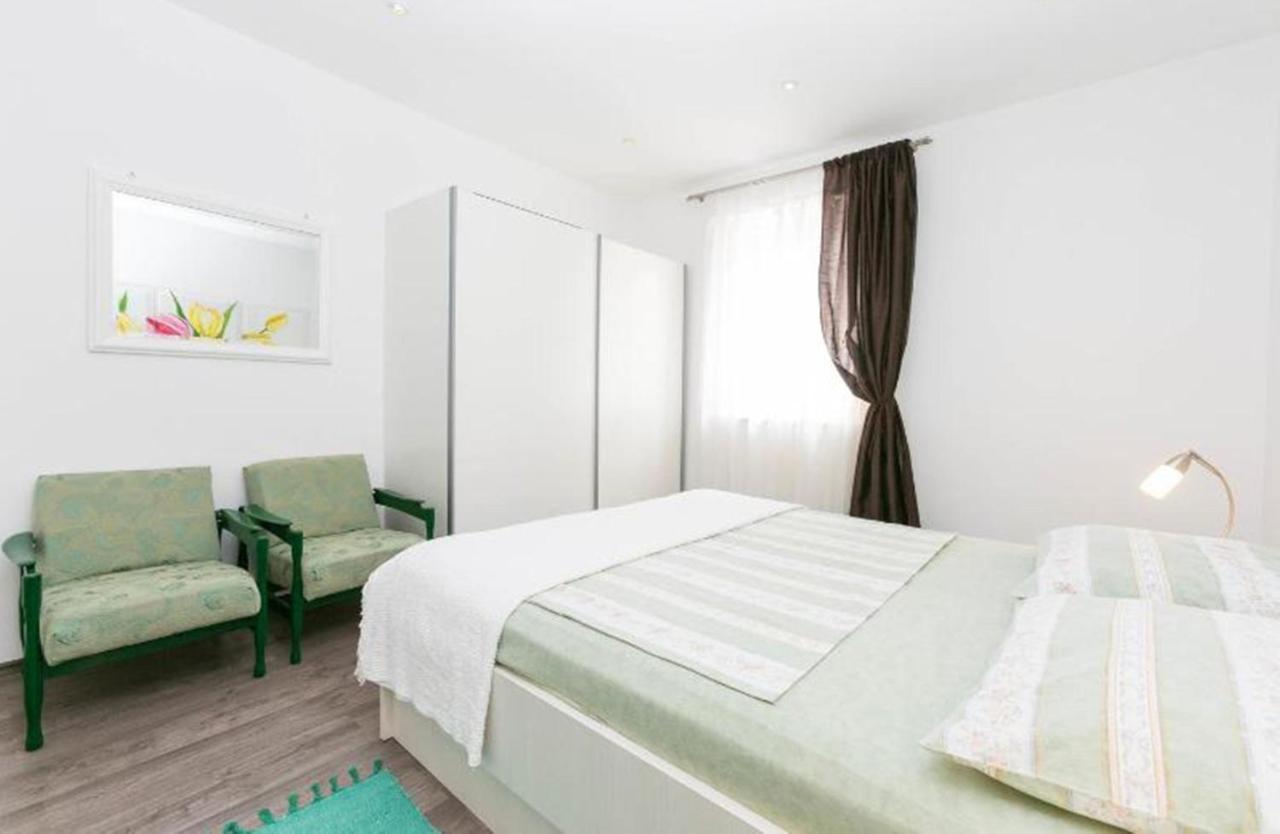 Cecillia Mare Apartments Rovinj Eksteriør bilde