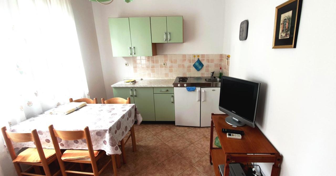 Cecillia Mare Apartments Rovinj Eksteriør bilde