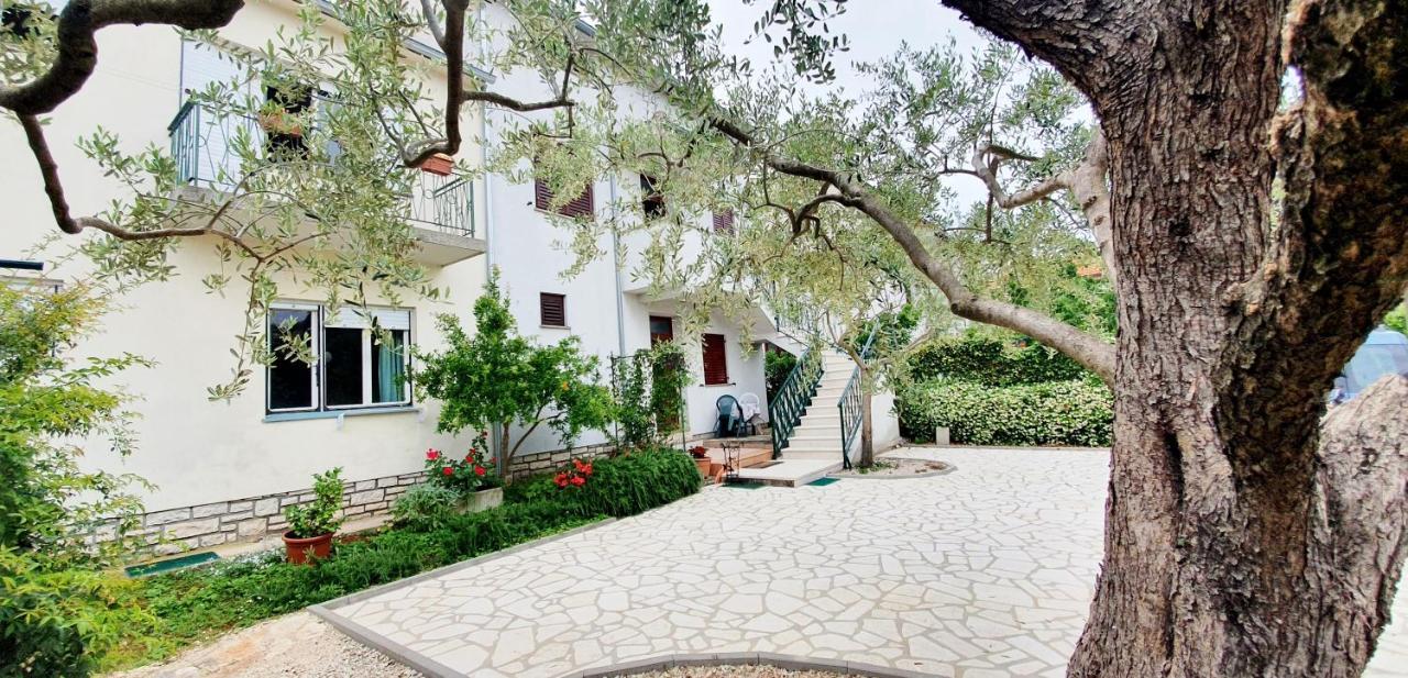 Cecillia Mare Apartments Rovinj Eksteriør bilde